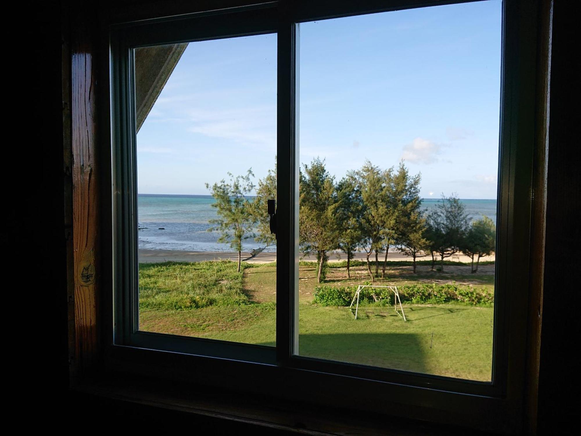 Garden Beach House Motobu Ruang foto